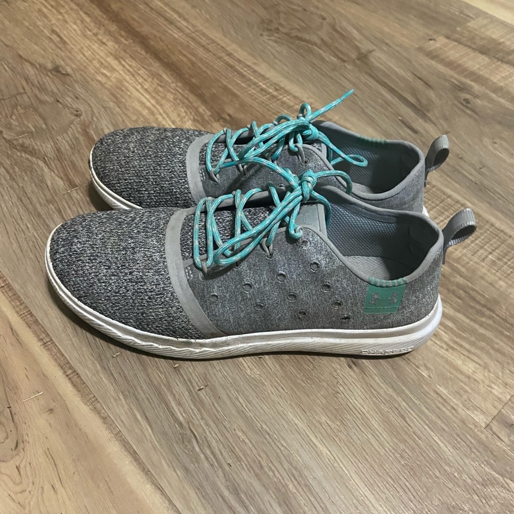Women’s size 9 Under Armour sneakers